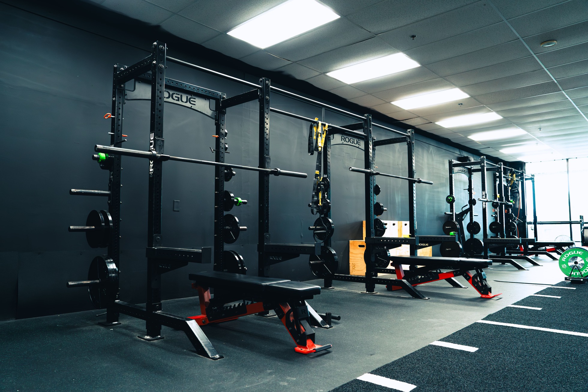 Open training floor with equipment